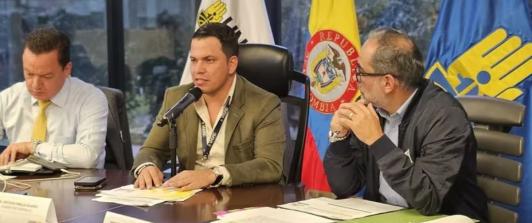 No-puede-ser-que-solo-yo-que-soy-un-eslabon-de-la-cadena-caiga-Sneyder-Pinilla.jpg