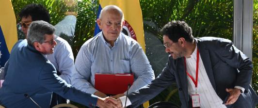 Otty-Patino-mesa-de-negociacion-Eln.jpg