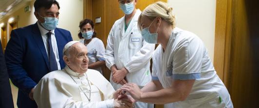 Papa-Francisco-Hospital.jpeg