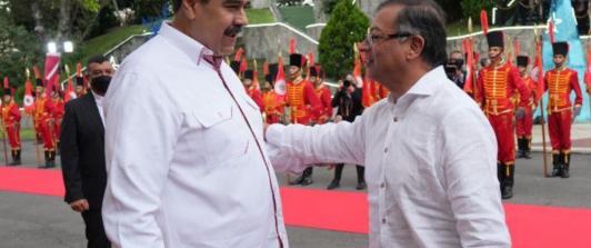 Petro-se-ofrecio-a-ser-mediador-en-dialogos-con-oposicion-venezolana.jpg