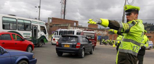 Policia-de-carreteras-foto-Colprensa.jpg