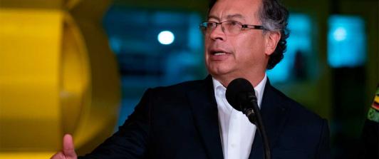 Presidente-Gustavo-Petro-autodestruccion-en-celulares.jpg