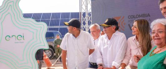 Presidente-Petro-inauguro-el-primer-parque-con-energia-solar-en-el-Cesar.jpg
