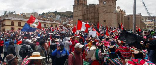 Un-muerto-deja-enfrentamientos-con-la-policia-en-Peru.jpg