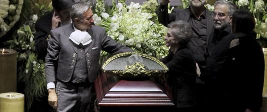 Vicente-fernandez-funeral.jpg