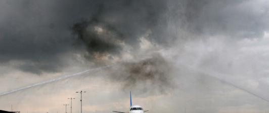 Villavicencio-Aeronautica-Civil-activo-puente-aereo-solidario-para-pasajeros-y-carga.jpg