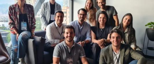 Vuelve-APPS.CO-para-apoyar-a-17.000-emprendimientos-y-empresas-digitales-en-Colombia.-Foto_-Cortesia.jpg