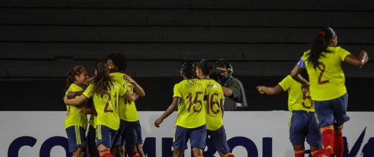 col-femenina-chile.jpg