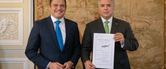 duque-decreto-ministerio-de-ciencias.jpg
