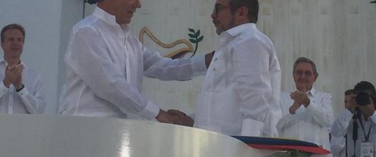 firma-acuerdos.jpg