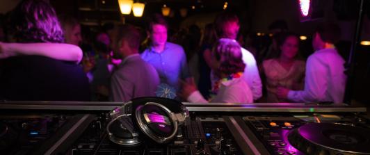 party-2173187_1920.jpg