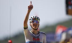 Tadej Pogačar se quedó con la etapa 12 y volvió a ser el líder del Tour de Francia
