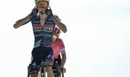 El mítico Mont Ventoux fue para el francés Valentin Paret-Peintre