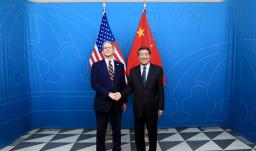 Negociadores de Estados Unidos y China.