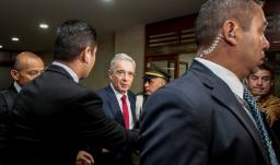 Expresidente Uribe formaliza su prisión domiciliaria 
