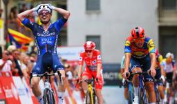 El francés David Gaudu ganó la tercera etapa de La Vuelta 2025