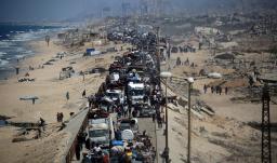 Miles de palestinos huyen desesperadamente en el quinto día de la invasión terrestre israelí