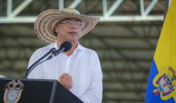 Presidente explica sustitución voluntaria de cultivos