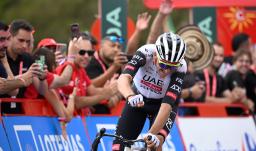 Marc Soler le dio al UAE Team Emirates la séptima victoria en La Vuelta