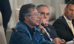 Presidente Petro durante consejo de ministros, denunciando los bombardeos estadounidenses en el pacífico
