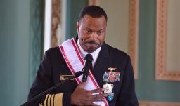 Renuncia comandante Alvin Holsey de EE.UU.en medio de controversia por ataques en el Caribe