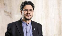 Iván Cepeda confirma que seguirá en consultas y exige certificación del CNE sobre naturaleza de la votación