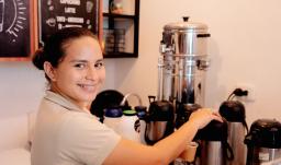 El primer mandatario celebró que en septiembre de 2025, Colombia alcanzó su menor tasa de desempleo en lo que va del siglo: 8,2%. Las mujeres lideraron el aumento del empleo con 5,5%. 