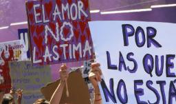 El país rinde homenaje a víctimas de violencia de género con evento "Colombia sin machismo"