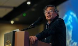 'Trump está muy desinformado sobre Colombia. Desecha el país que más sabe de tráfico de Cocaína': presidente Petro 