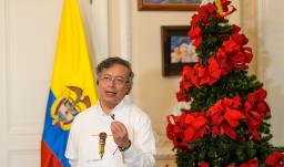 El primer mandatario criticó a congresistas señalados por presunto acaparamiento de tierras baldías, en medio del debate sobre la jurisdicción agraria, según medio nacional. 