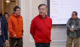 Habrá una crisis grave si Corte tumba emergencia economica: Petro.