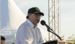 Presidente Petro insta a una transición política en Venezuela.