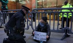 Greta Thunberg detenida en Londres. / Foto: AFP.