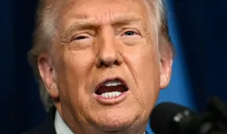 Trump asegura que hubo un primer ataque terrestre a Venezuela.