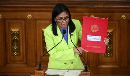 Delcy Rodríguez anuncia reforma petrolera en Venezuela