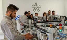 SENA abre convocatoria 2025 con más de 41.000 cupos gratuitos