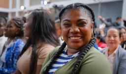 2.300 madres comunitarias ya son trabajadoras públicas del ICBF: un primer paso hacia la formalización