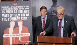 Denuncia contra posible encubrimiento archivos Epstein. / Foto: AFP.