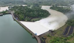 Gobierno logró que Represa de Urrá se comprometiera a reparar comunidades afectadas por inundaciones en Córdoba