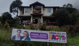 Pacto Histórico denunció hurto de una valla en Choachí, Cundinamarca.