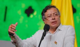 Fondos privados de pensiones habrían sacado USD 2.400 millones del país