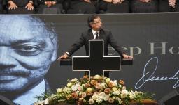 Presidente Petro llama a un "pacto por la paz de la humanidad" en el funeral de Jesse Jackson