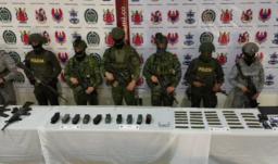 Material de guerra incautado. / Foto: Ejército.