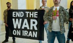 EE. UU. lanza amenazas contra Irán y mantiene en duda las negociaciones