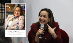 Carolina Corcho y el libro un pensamiento en movimiento. / Fotos: Nairo Jacanamijoy y X Carolina Corcho.