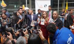 Colombia estrena nuevo modelo de pasaporte: producción pasa a manos del Estado