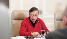 Petro llevará a la CPI atentado en vía Panamericana en Cauca