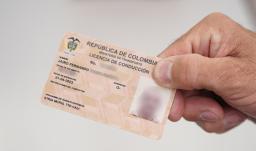 Colombia cambia las reglas en el acceso a la licencia de conducción: así funcionará el nuevo sistema