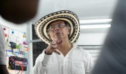 Ultimátum a alcaldes para bajar tasas del impuesto predial.
