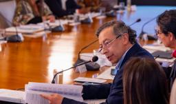 “Nadie debe vender su voto, ni Colombia está en venta”: presidente Petro rechaza injerencia de Ecuador en las elecciones presidenciales